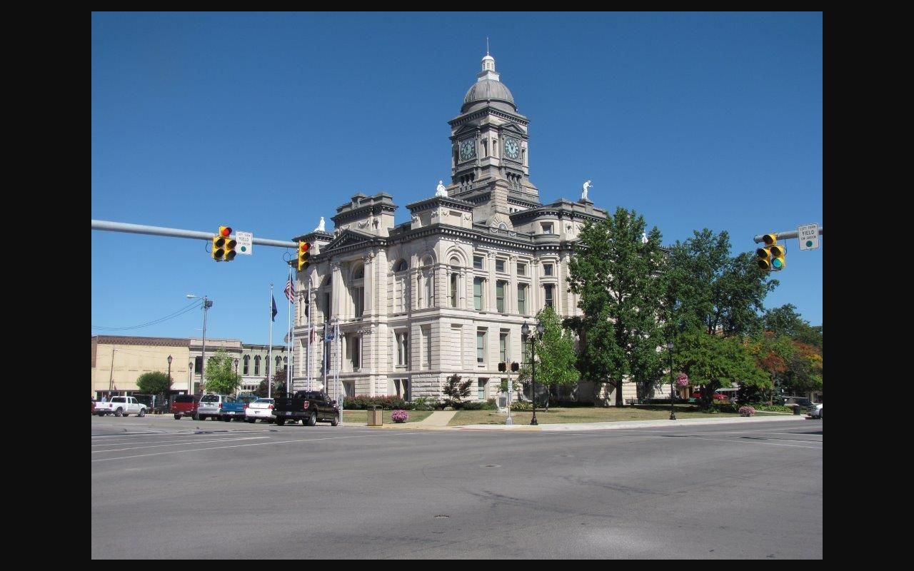 Clinton County Courthouse serving Colfax court cases